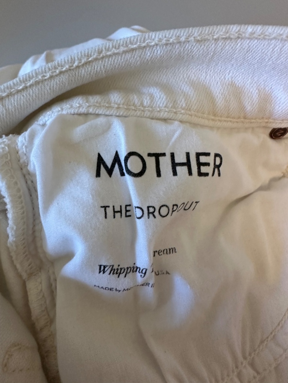 Mother The Dropout Jeans in Whipping Cream Wash | Size 26 - Picture 6 of 10